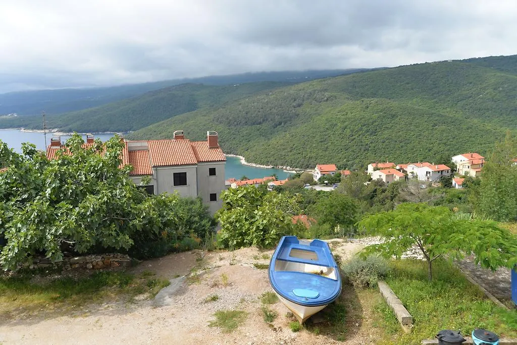 Apartments Creska 629 Rabac