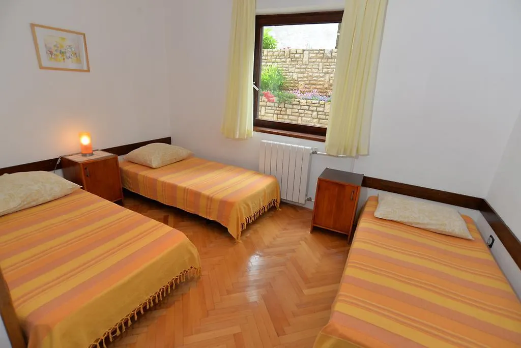 Apartments Creska 629 Rabac