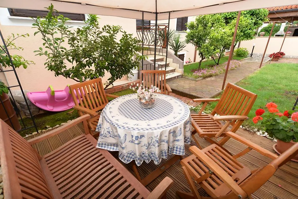 Apartments Creska 629 Rabac