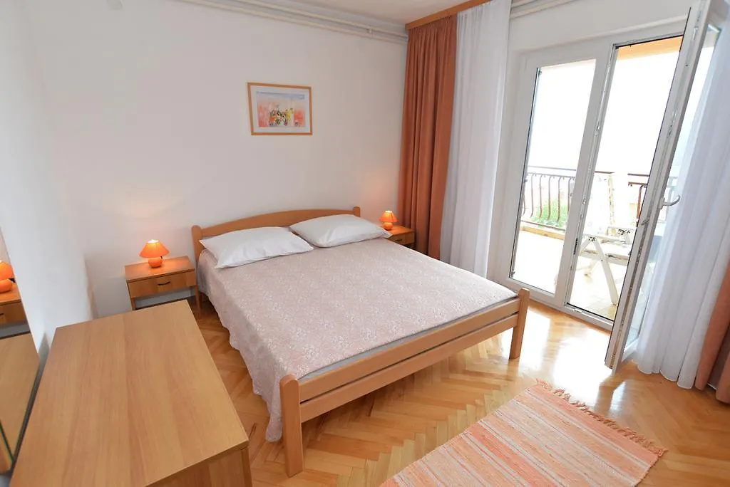 Apartments Creska 629 Rabac