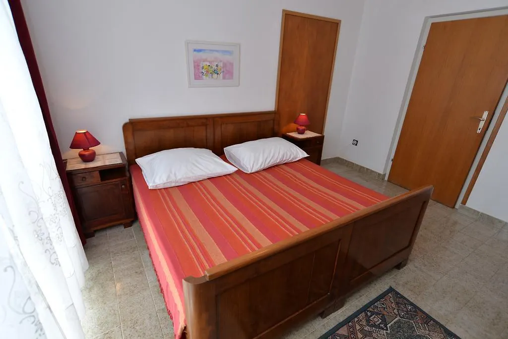 Apartments Creska 629 Rabac