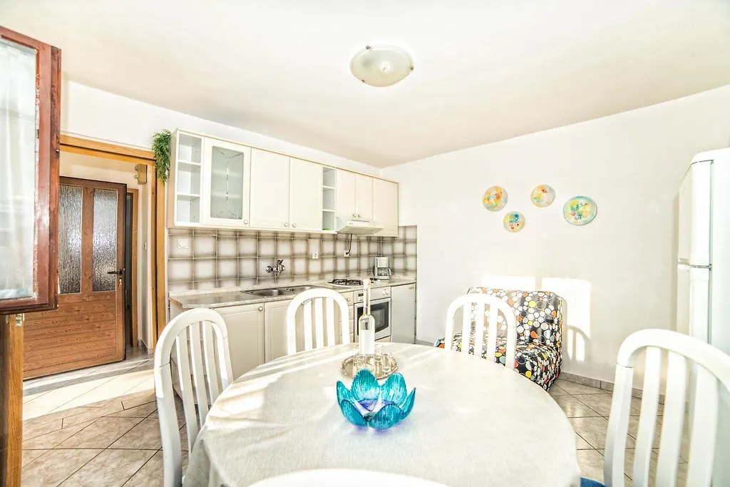 Apartments Creska 629 Rabac 0*,  Croatia