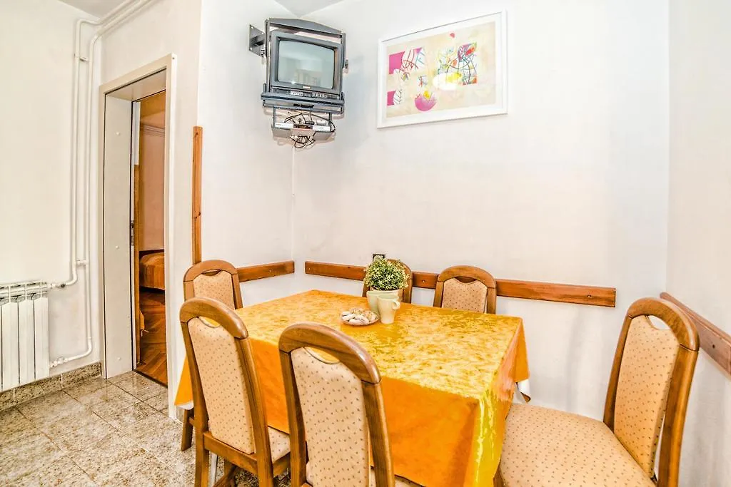 Apartments Creska 629 Rabac