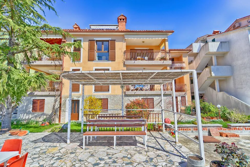 Apartments Creska 629 Rabac
