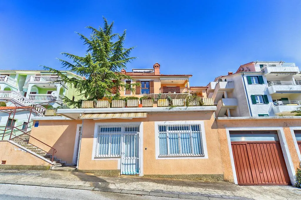 Apartments Creska 629 Rabac