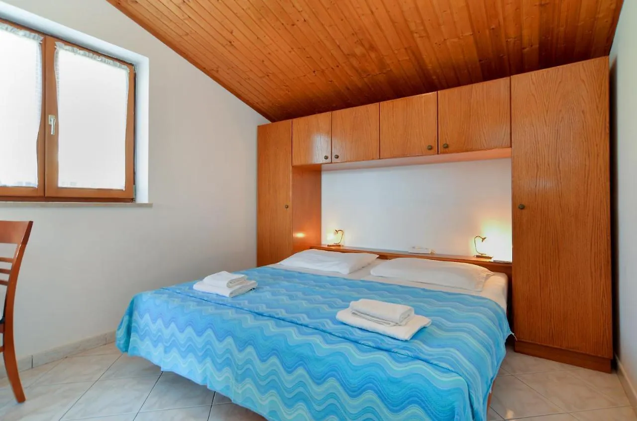 Apartments Creska 629 Rabac 0*,  Croatia